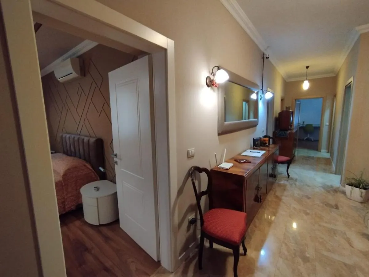 Art Gallery Apartments Tirana 1 Lägenhetshotell