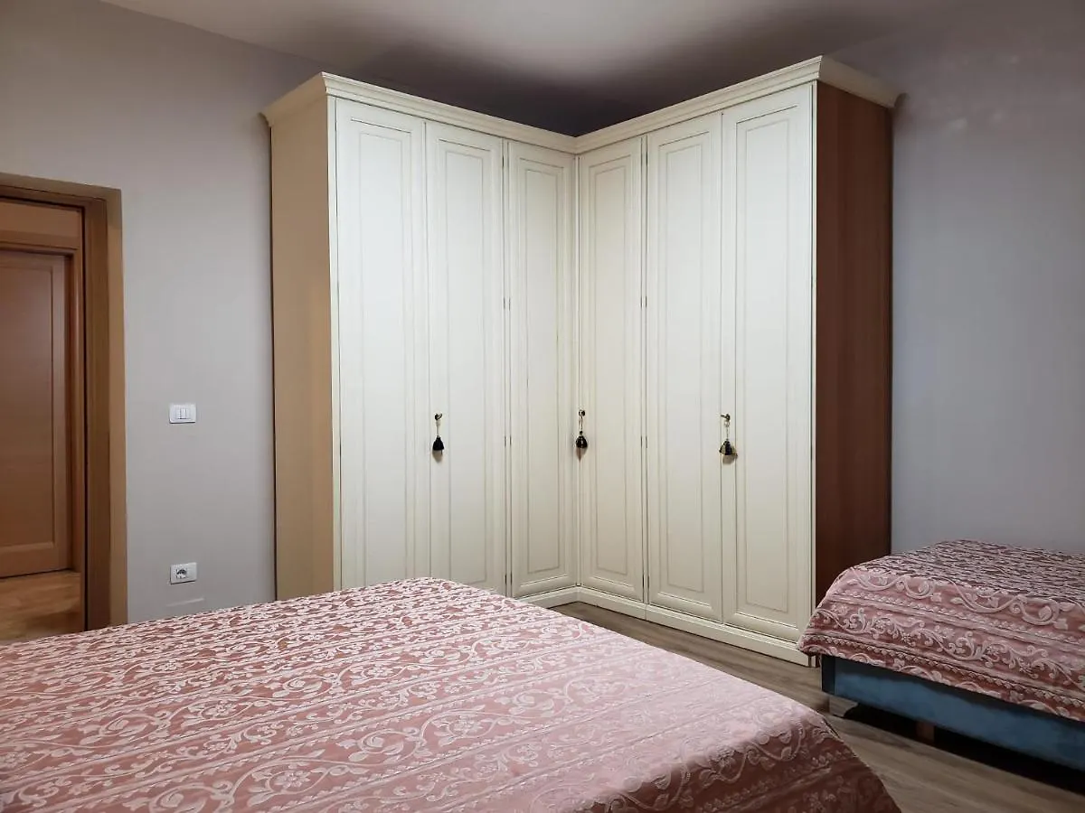 Lägenhetshotell Art Gallery Apartments Tirana 1 Albanien