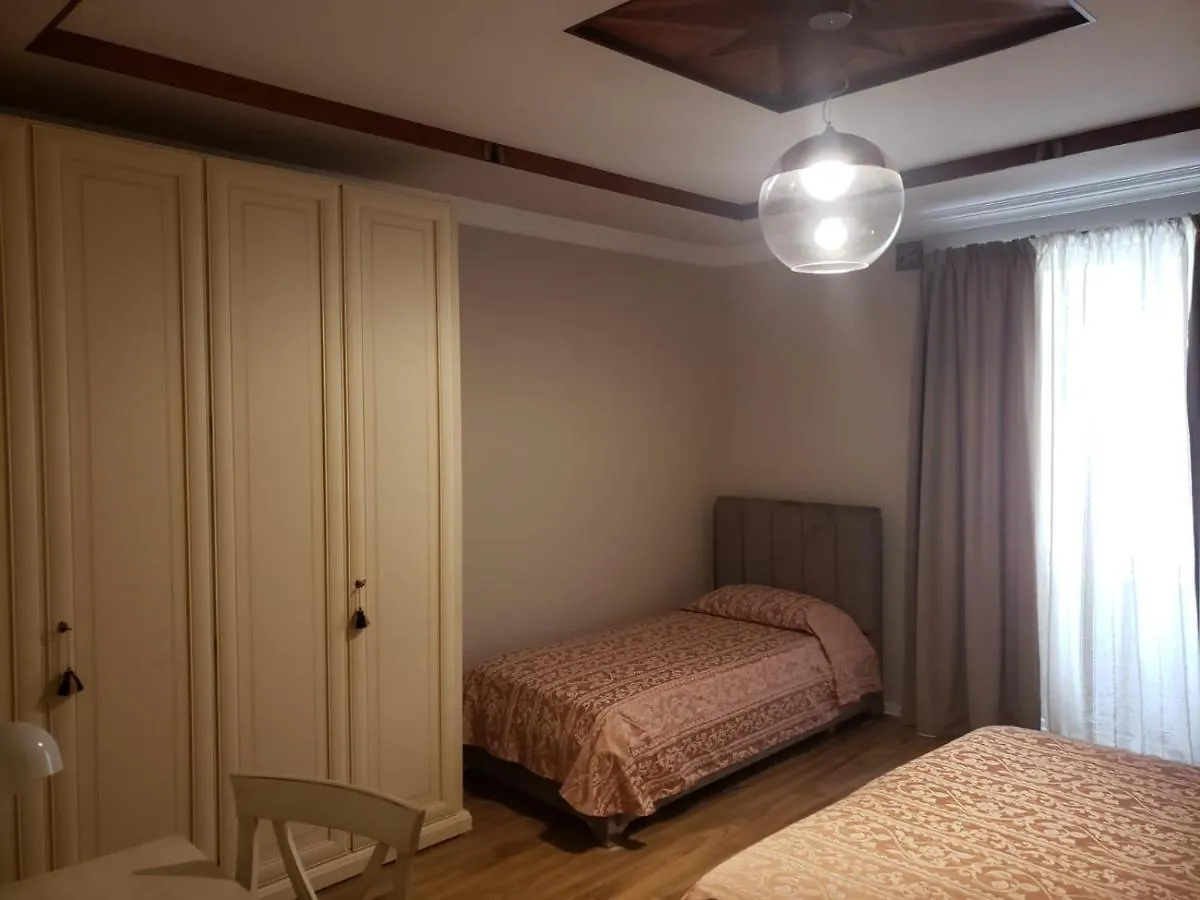 Lägenhetshotell Art Gallery Apartments Tirana 1 Albanien