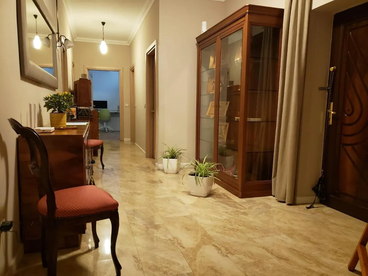 Art Gallery Apartments Tirana 1 Albanien