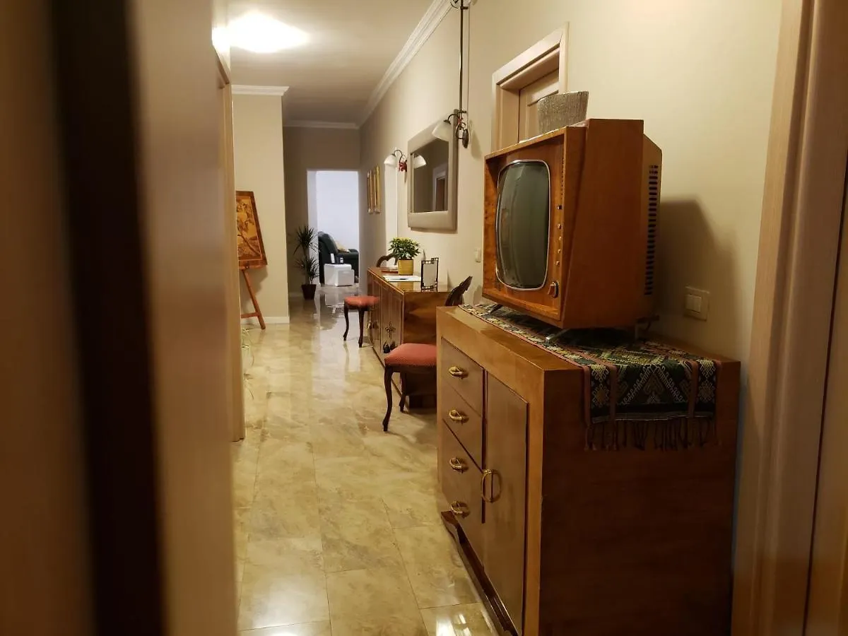 Lägenhetshotell Art Gallery Apartments Tirana 1 Albanien