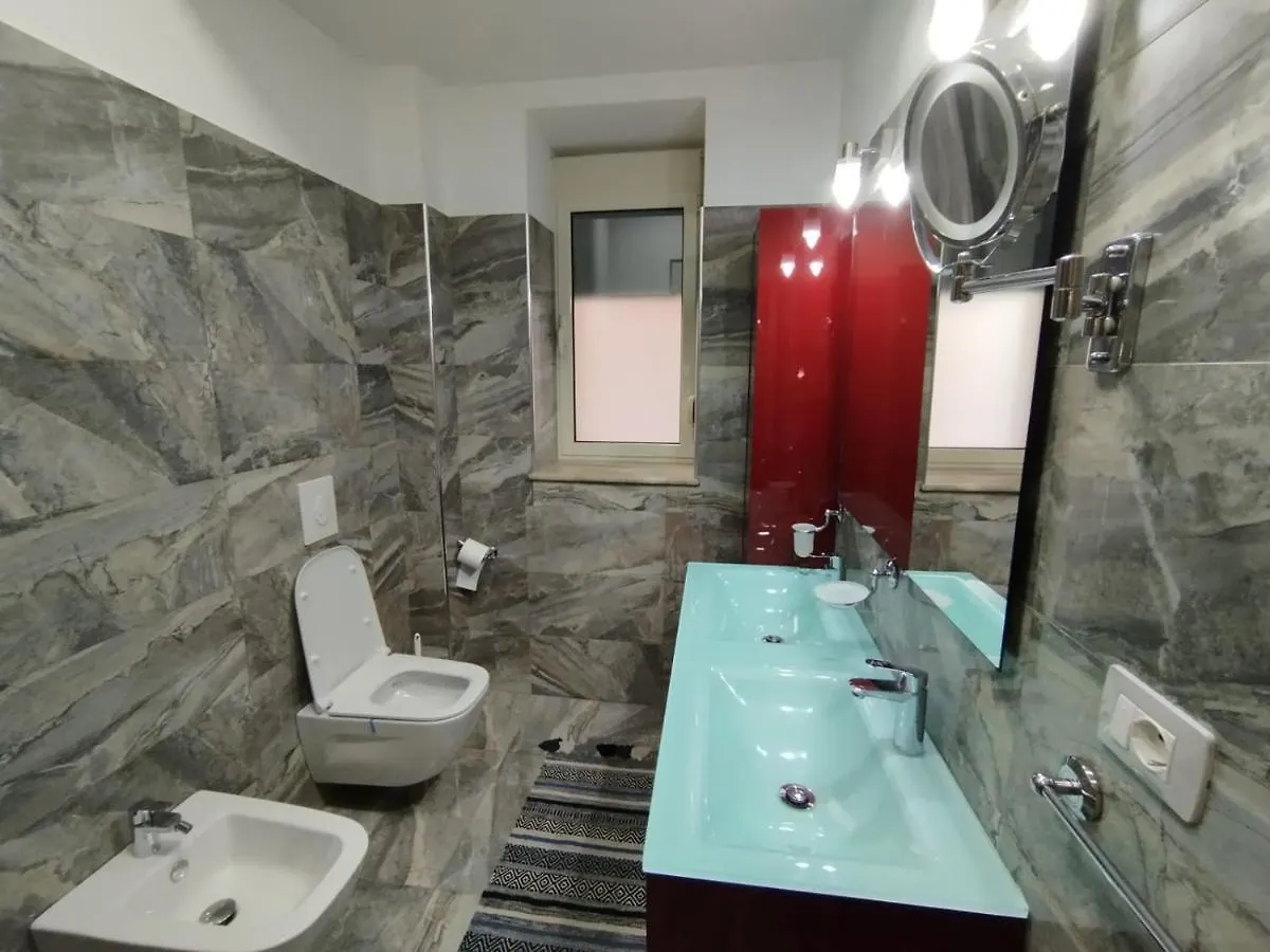 Art Gallery Apartments Tirana 1 0*,  Albanien