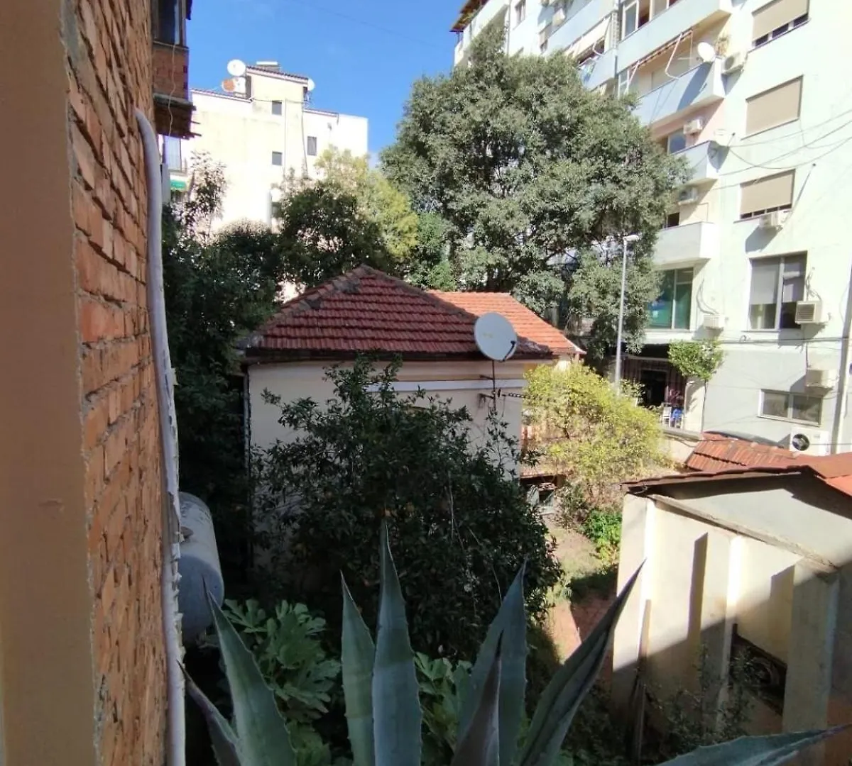 Art Gallery Apartments Tirana 1 Lägenhetshotell